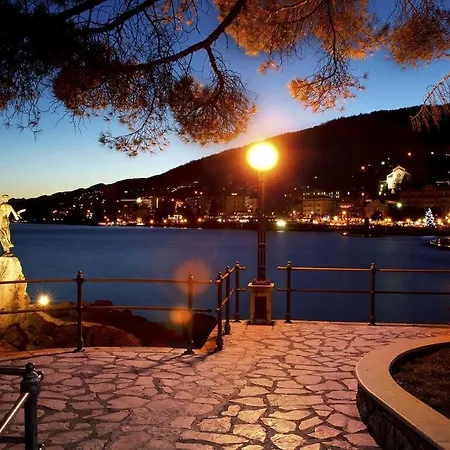 Apartamento In With Balcony, Air Conditioning, Wifi, Washing Machine 5175-1 Opatija